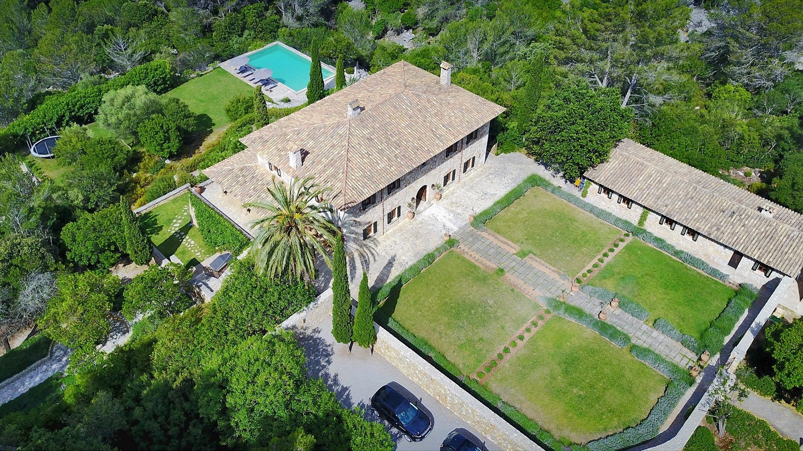 Villa Can Tramuntana exterior