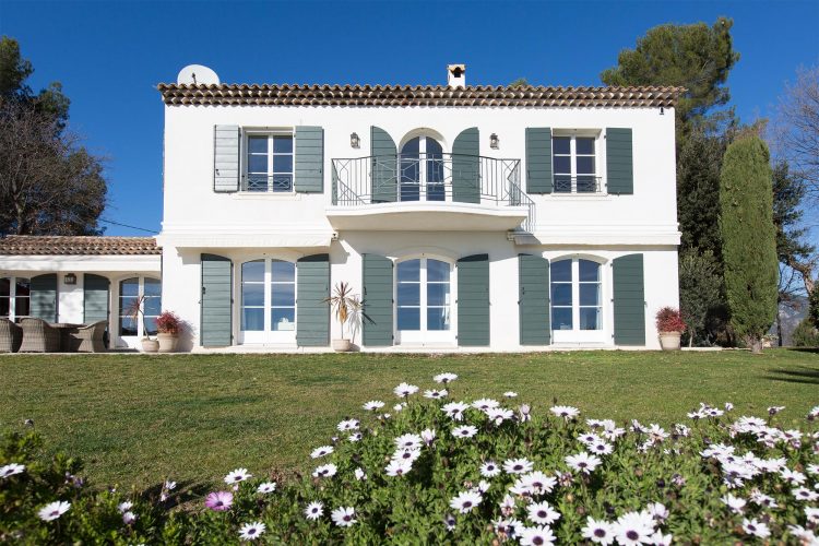 Villa Constantins exterior